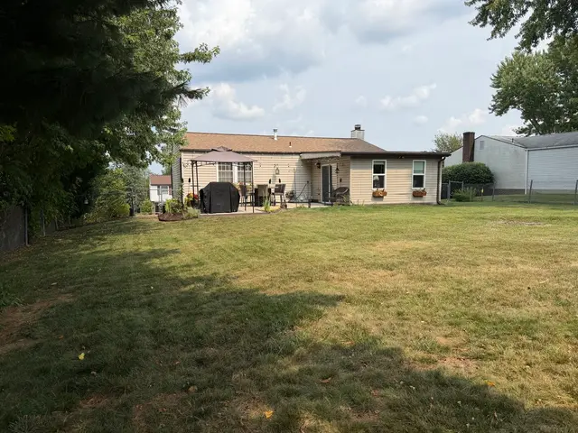 130 Wayne Dr. gallery image 4