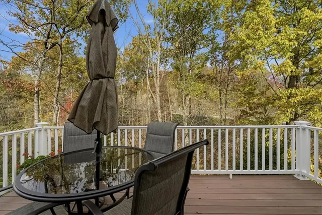 1301 Shinnecock Ct gallery image 2