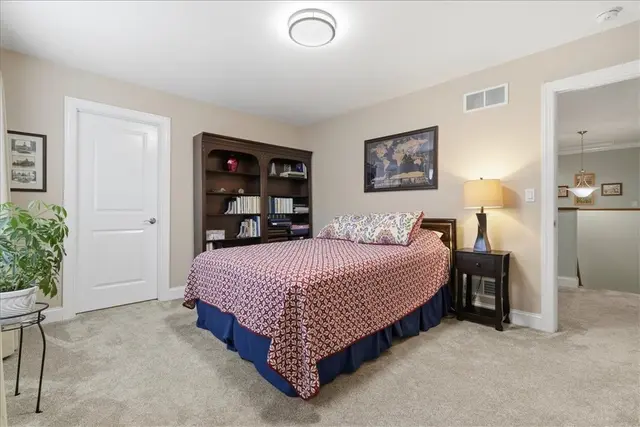 1301 Shinnecock Ct gallery image 6