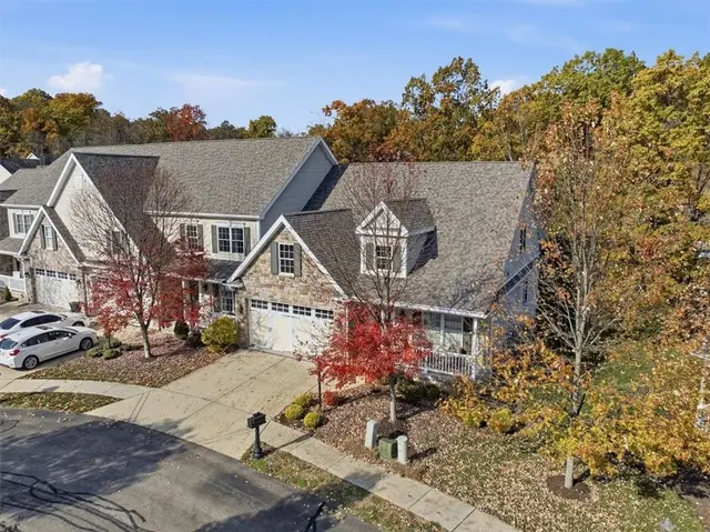 1301 Shinnecock Ct gallery image 24
