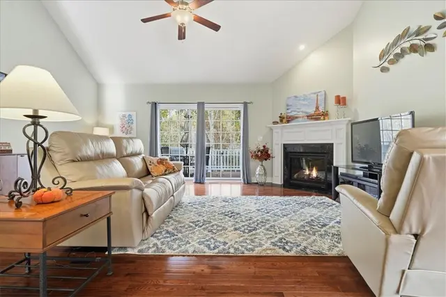 1301 Shinnecock Ct gallery image 43