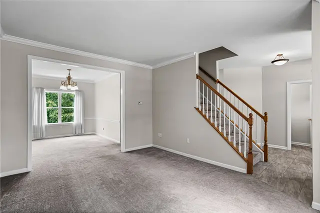 1305 Rosem Court gallery image 3