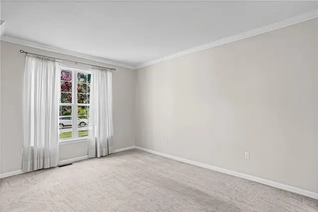 1305 Rosem Court gallery image 7