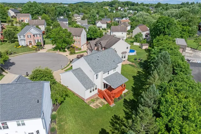 1305 Rosem Court gallery image 13