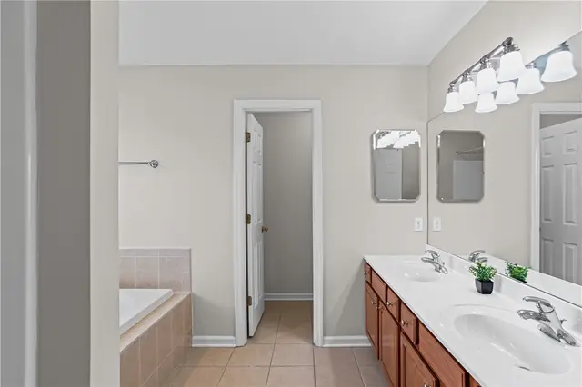 1305 Rosem Court gallery image 30