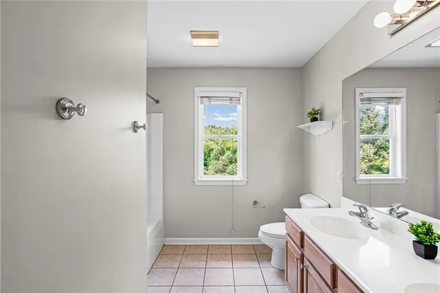 1305 Rosem Court gallery image 32