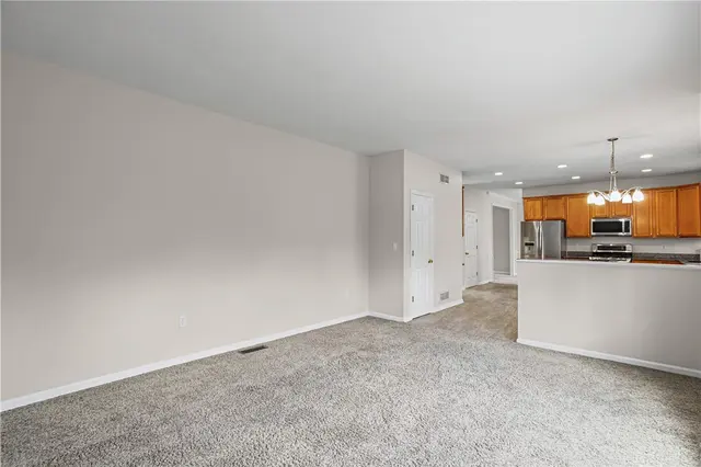1305 Rosem Court gallery image 37