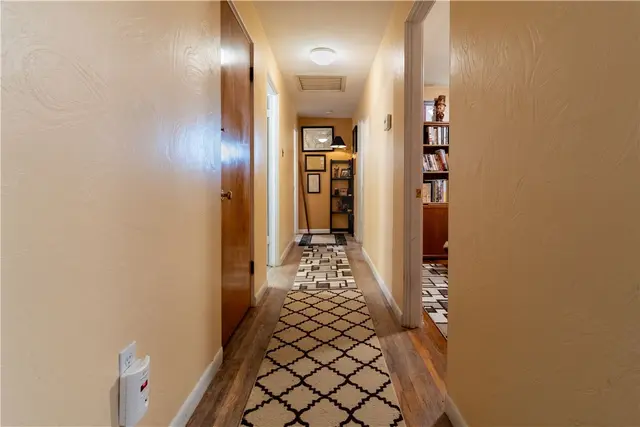 1308 Duncan Ave gallery image 9
