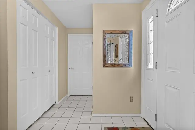 1309 Heather Heights Dr gallery image 10