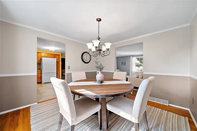 1309 Heather Heights Dr gallery image 25