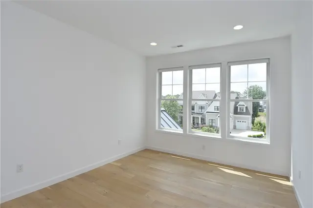 131 Birch Dr. gallery image 17