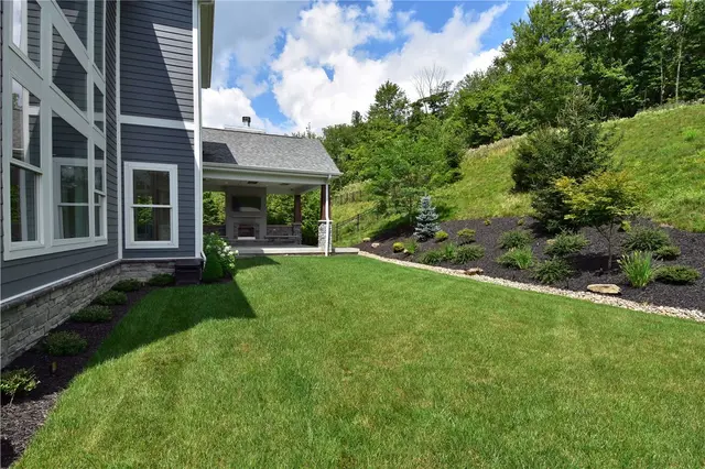 131 Birch Dr. gallery image 18