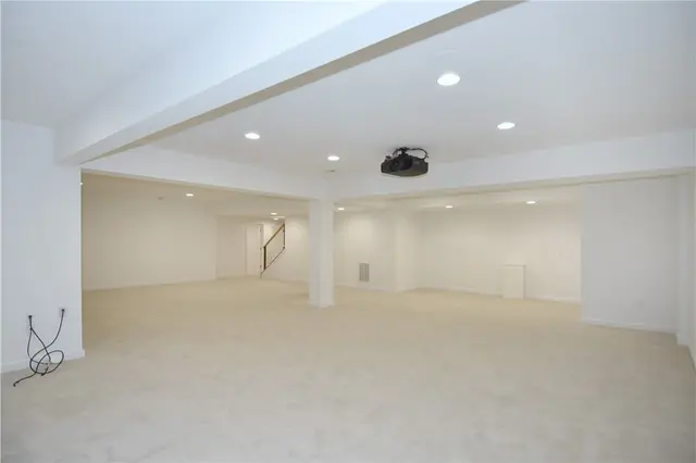 131 Birch Dr. gallery image 19