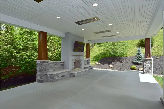 131 Birch Dr. gallery image 26