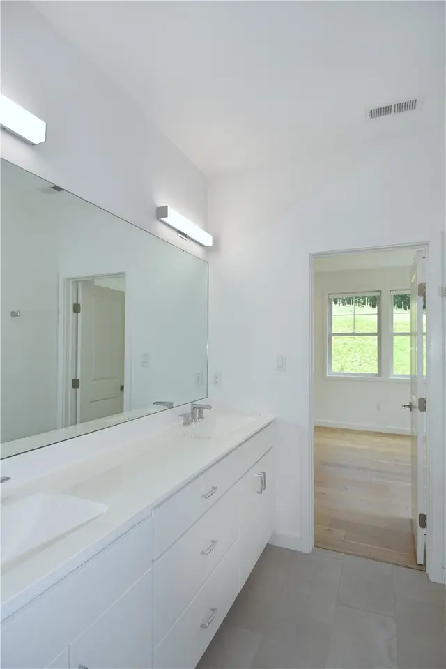 131 Birch Dr. gallery image 36