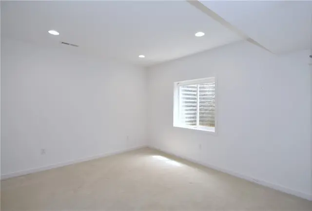 131 Birch Dr. gallery image 37