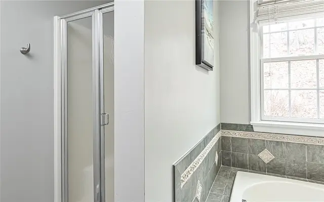 131 Glen Ln gallery image 22
