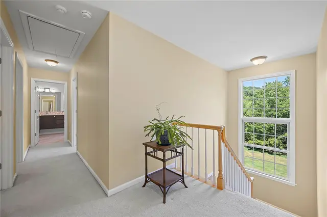131 Greenbriar Drive gallery image 26