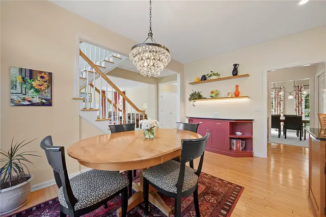 131 Greenbriar Drive gallery image 28
