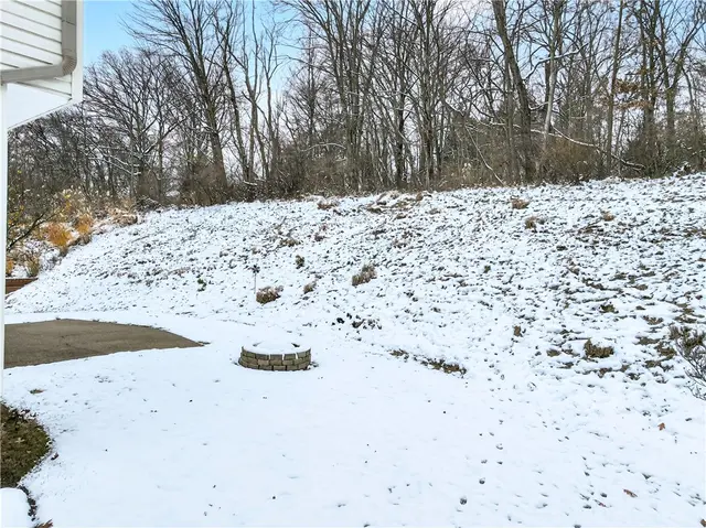 131 Walcott Dr gallery image 37