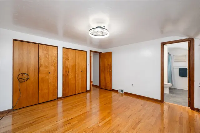131 Windgate Dr gallery image 17