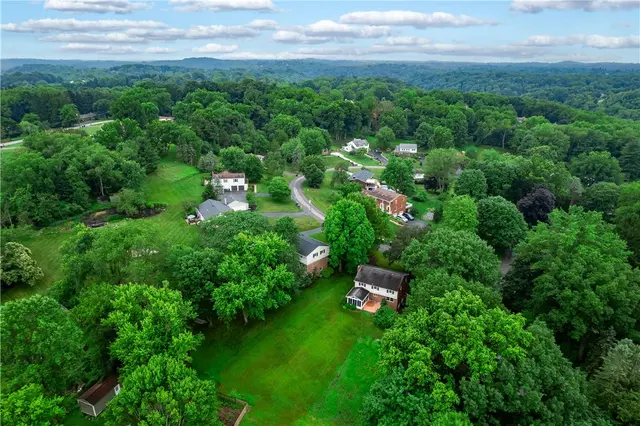 131 Windgate Dr gallery image 23