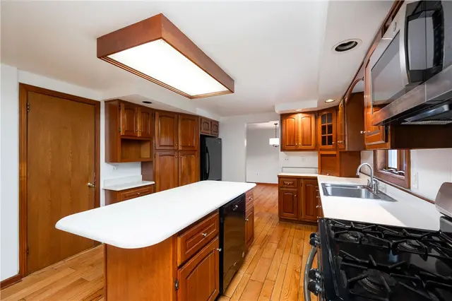 131 Windgate Dr gallery image 25