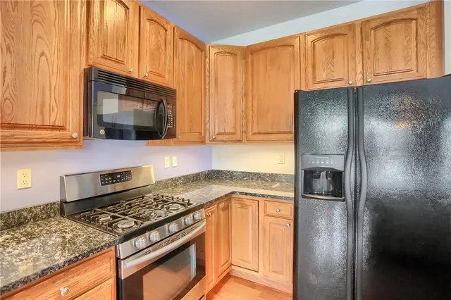 132 Bellefield Court gallery image 6