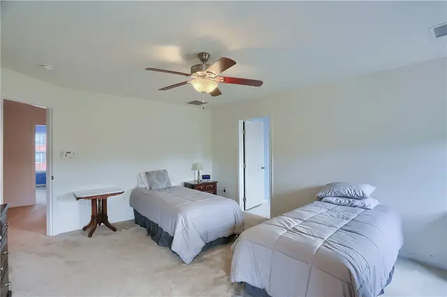 132 Bellefield Court gallery image 23