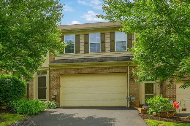132 Bellefield Court