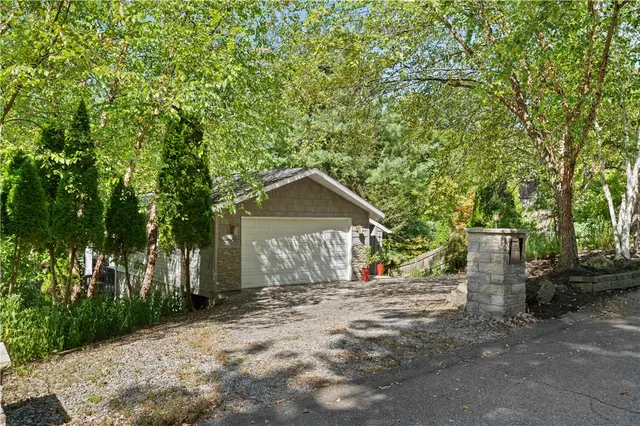 132 Berwyn Rd gallery image 5