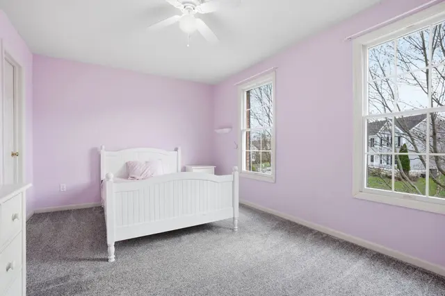 132 Cherrydale COURT gallery image 7