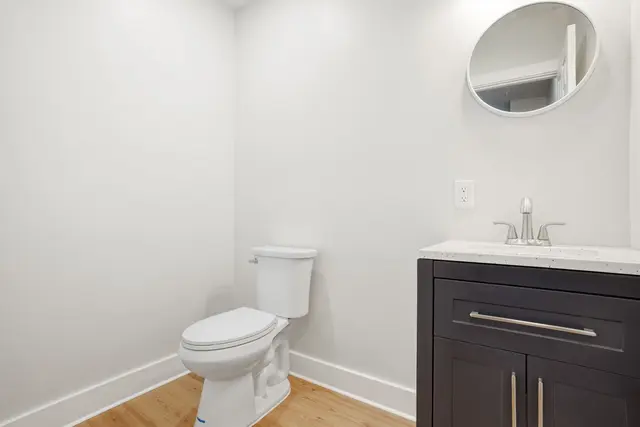 132 Cherrydale COURT gallery image 38