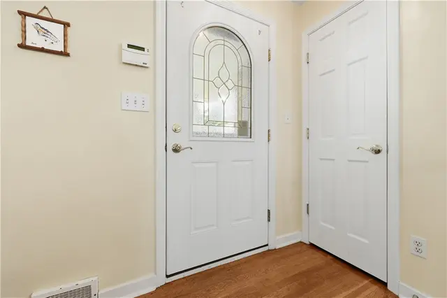 132 Circle Dr gallery image 22