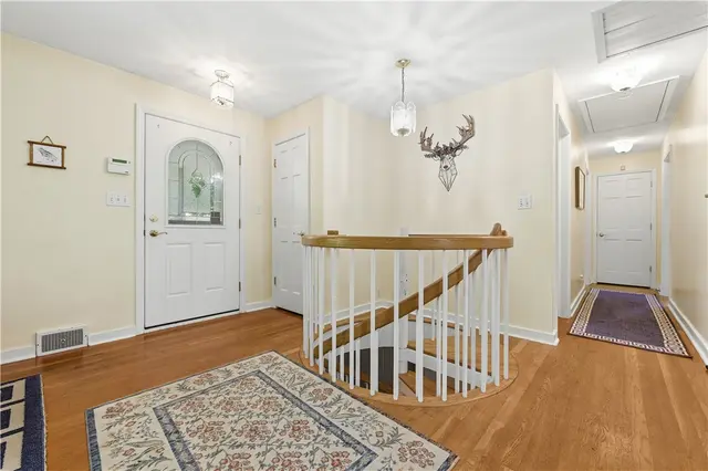 132 Circle Dr gallery image 29
