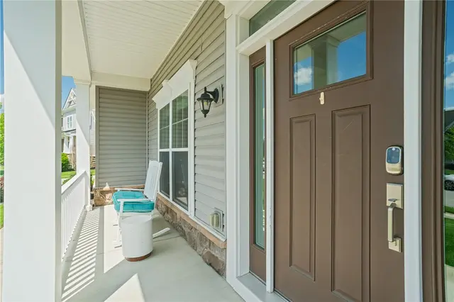 132 Olivia Avenue gallery image 23
