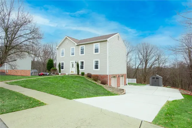 132 Winterbrook Drive gallery image 3