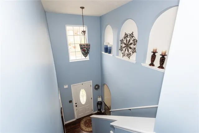 132 Winterbrook Drive gallery image 5