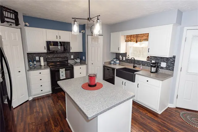 132 Winterbrook Drive gallery image 6