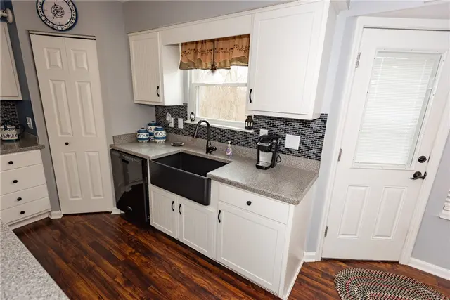 132 Winterbrook Drive gallery image 7