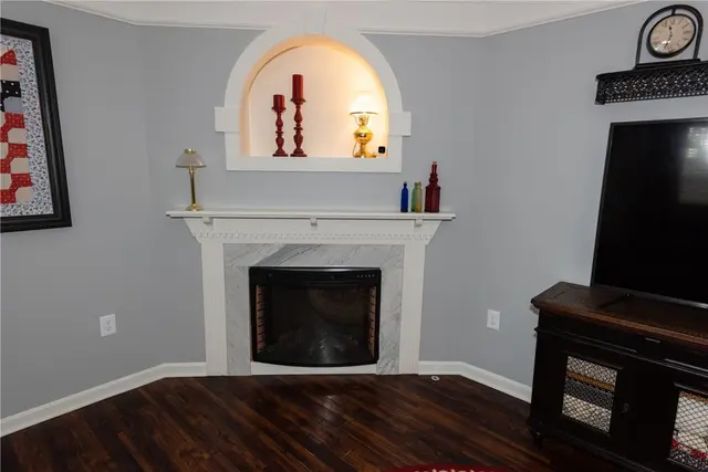 132 Winterbrook Drive gallery image 16