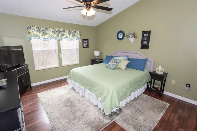 132 Winterbrook Drive gallery image 22