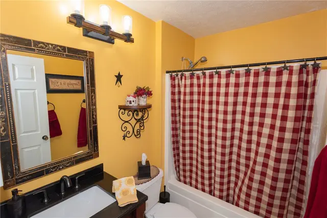 132 Winterbrook Drive gallery image 31