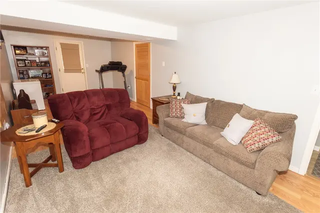 132 Winterbrook Drive gallery image 34