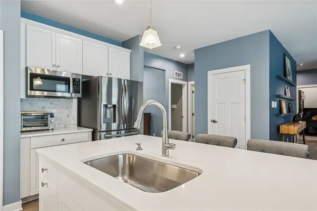133 Lindana Ct gallery image 6