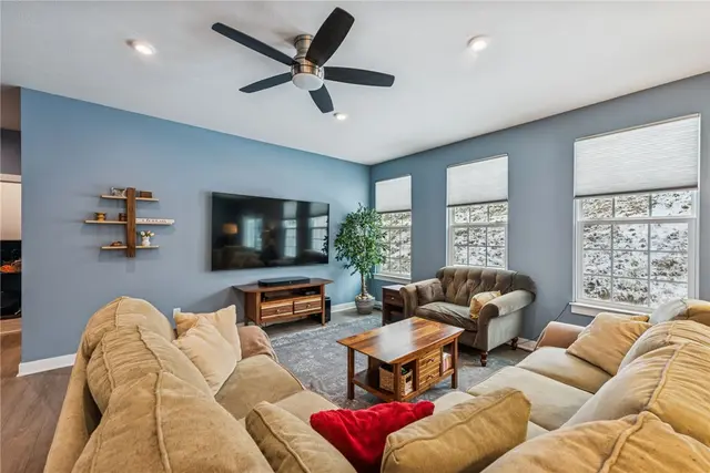 133 Lindana Ct gallery image 9