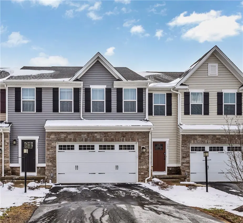 133 Melinda Ct
