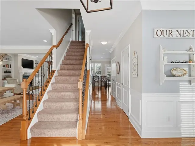 1337 Woodhill Dr Ext gallery image 2