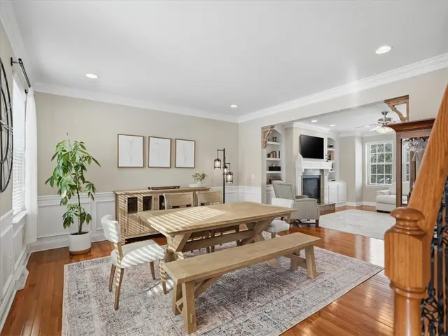 1337 Woodhill Dr Ext gallery image 4