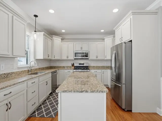 1337 Woodhill Dr Ext gallery image 10